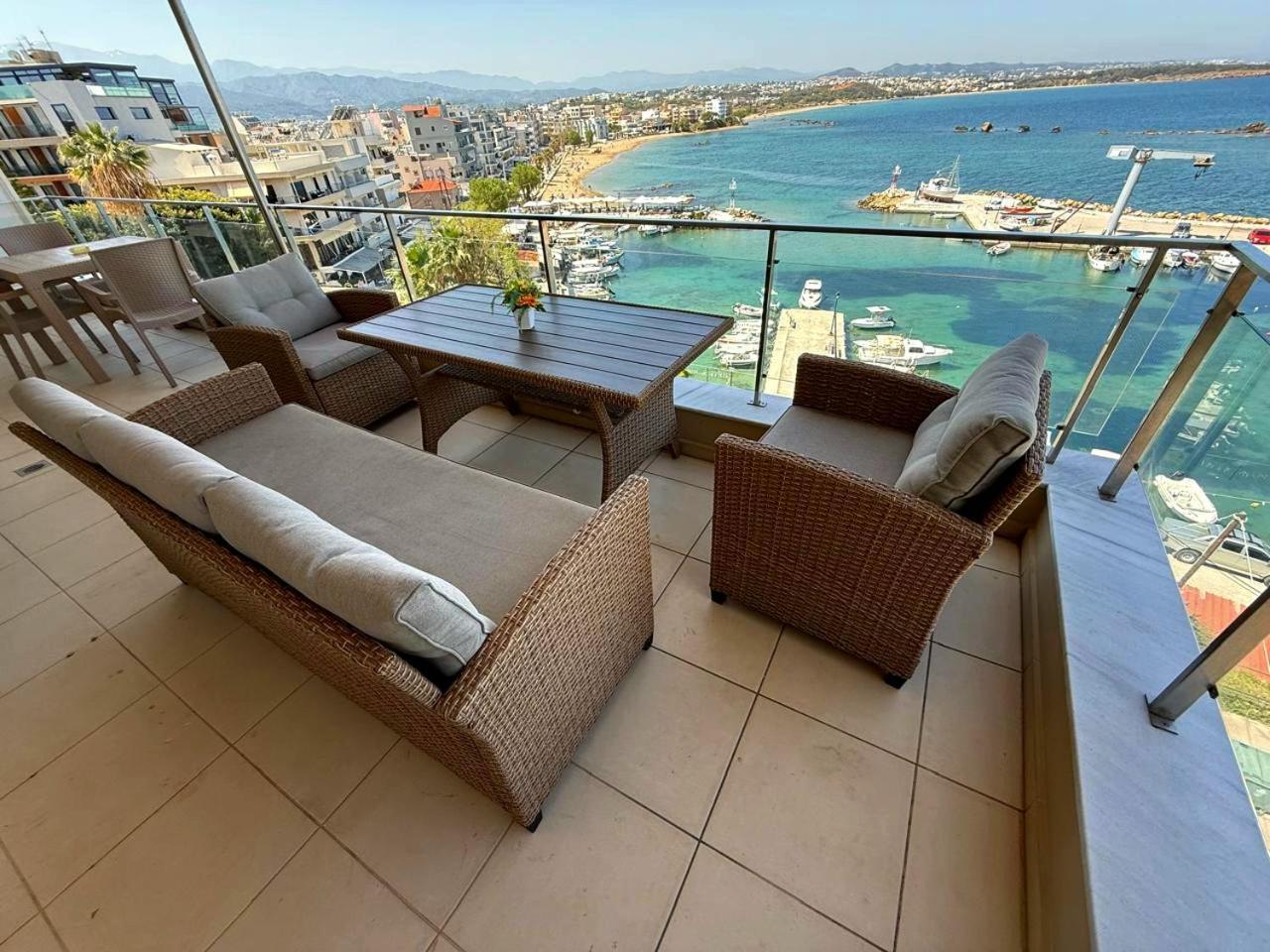 Panoramic Sea View Apartment Chania  Exterior photo